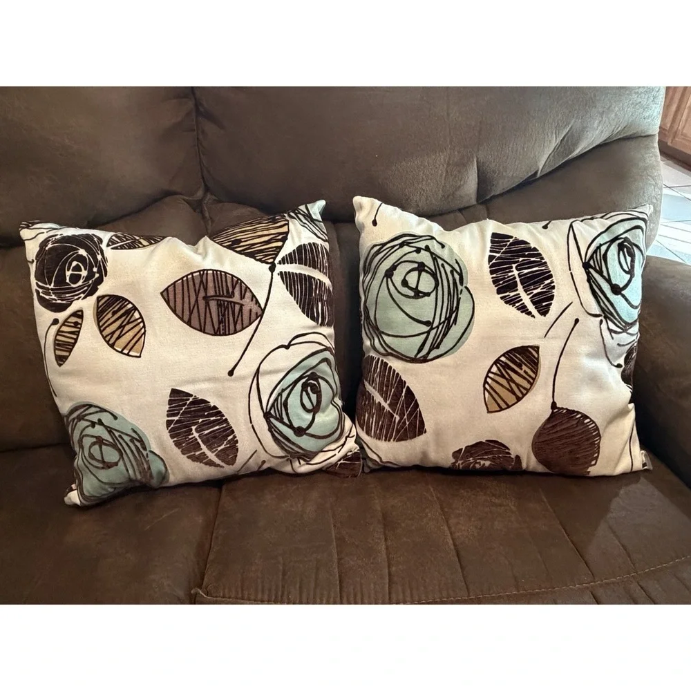 D.V. Kap Tory Throw Pillow Pair 16x16 MCM Leaf Abstract Reversible Set